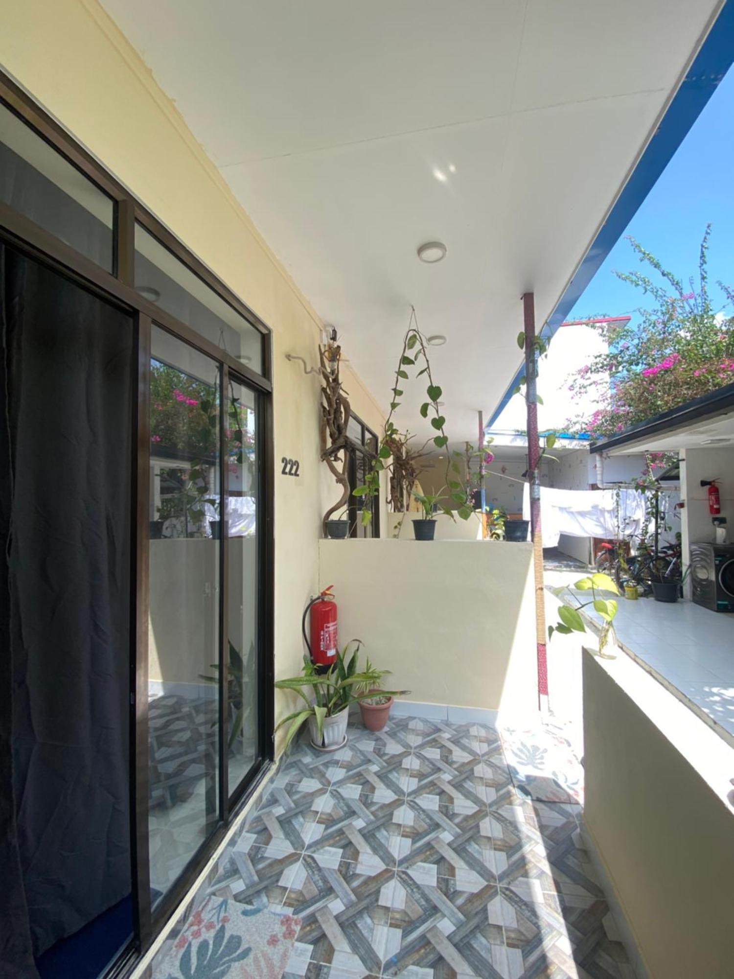 Maavaharu Guest House Himmafushi Extérieur photo
