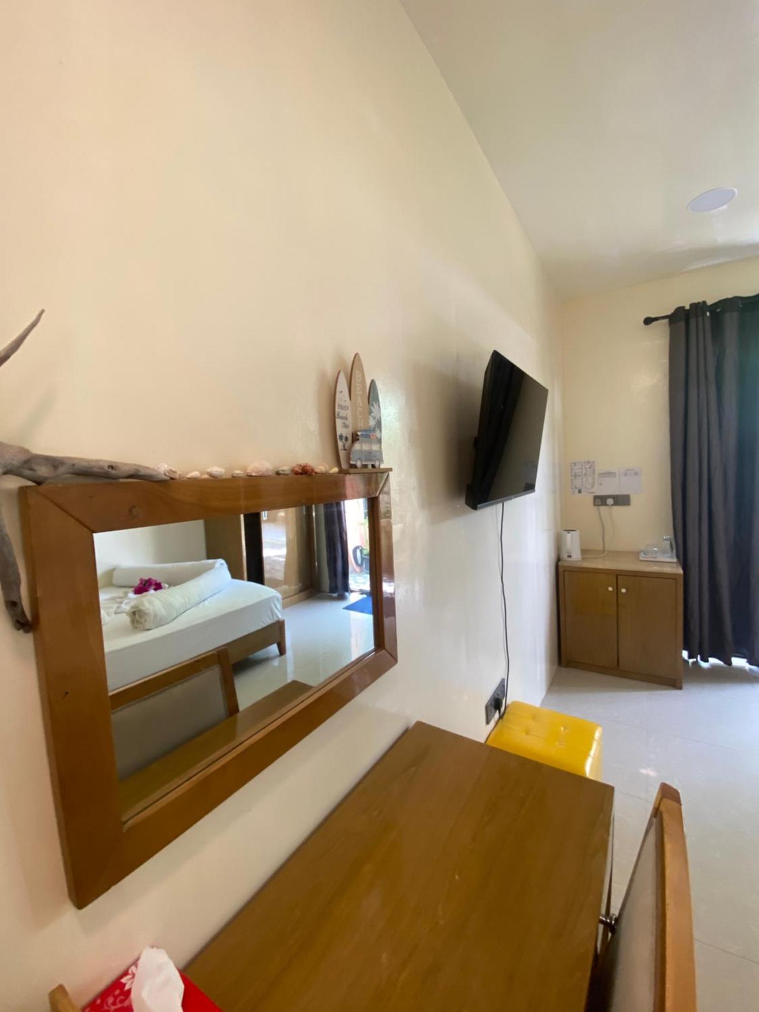 Maavaharu Guest House Himmafushi Extérieur photo